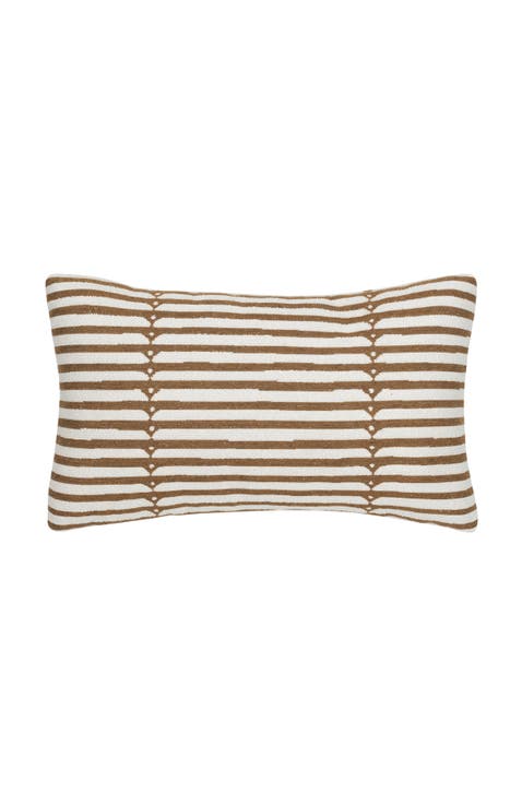 Sincerity Indoor & Outdoor Woven Accent Pillow