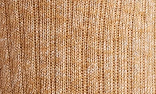 Hue Must Have Crew Socks In Brown