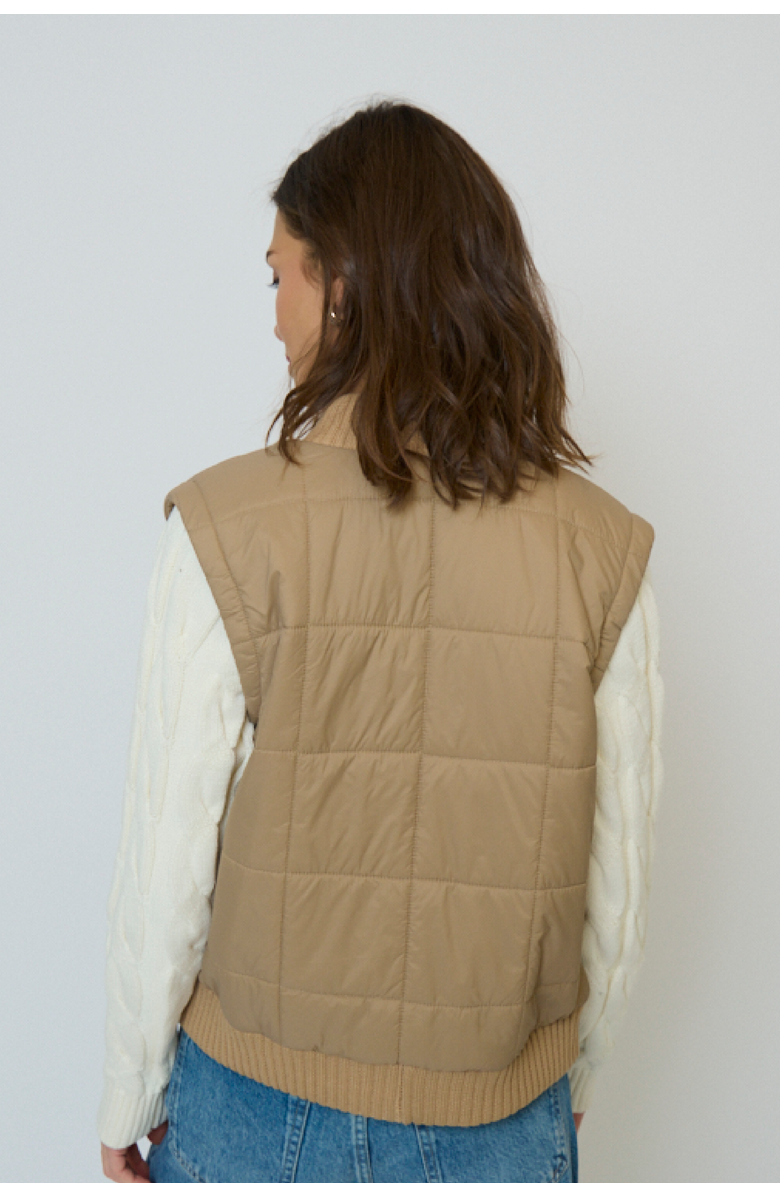 Central Park West Women's Brady Quilted Mixed Media Jacket, Alternate, color, 