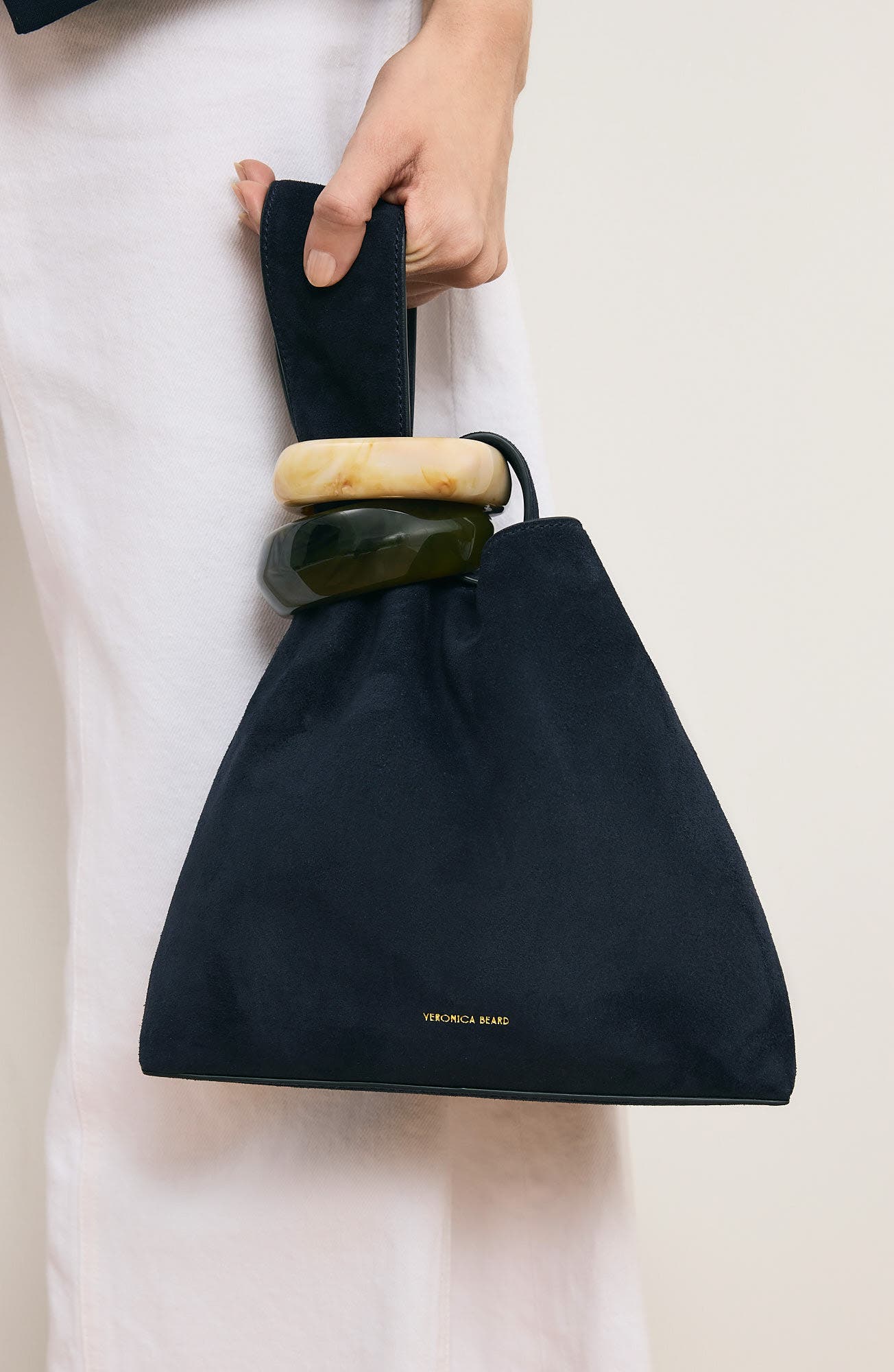 Женские сумки Veronica Beard Suede Swing Top Handle Bag — фото 2