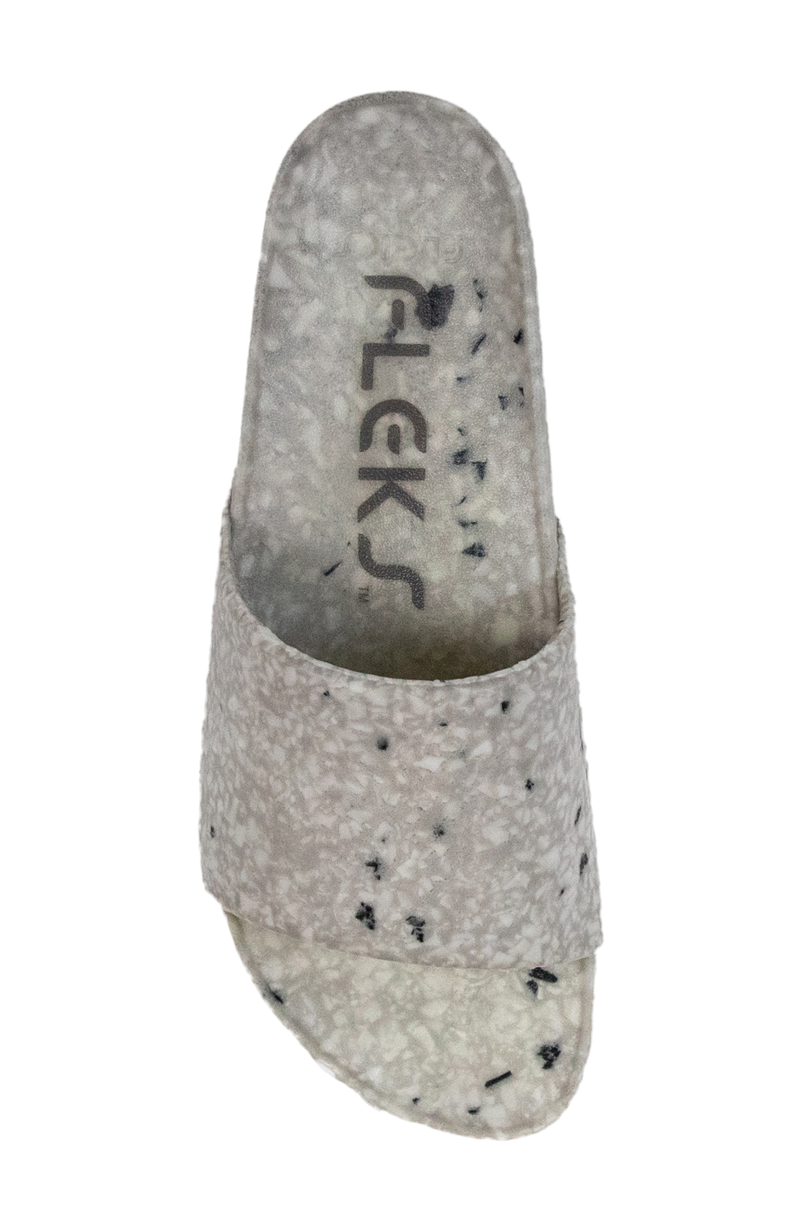 East Beach Slide Sandal, Alternate, color, CLOUDY DAY