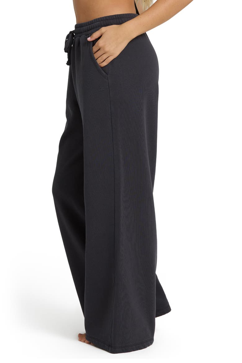 The Avery Brushed Fleece Sweatpants, Alternate, color, BLACK SANDS