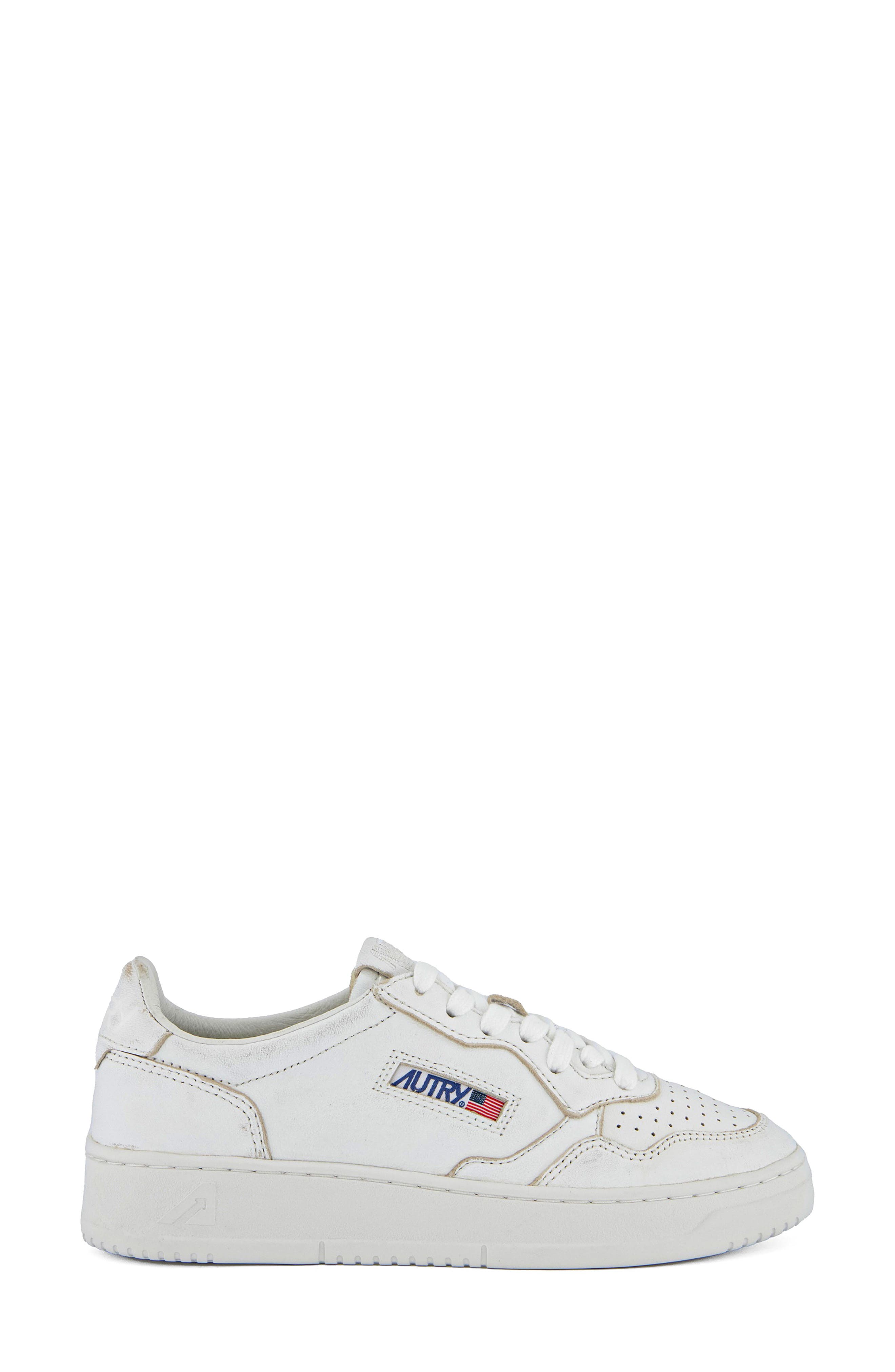 AUTRY Medalist Low Sneaker, Alternate, color, 