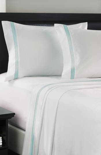 Luxury Home Embroidered Line 3-piece Sheet Set In Blue