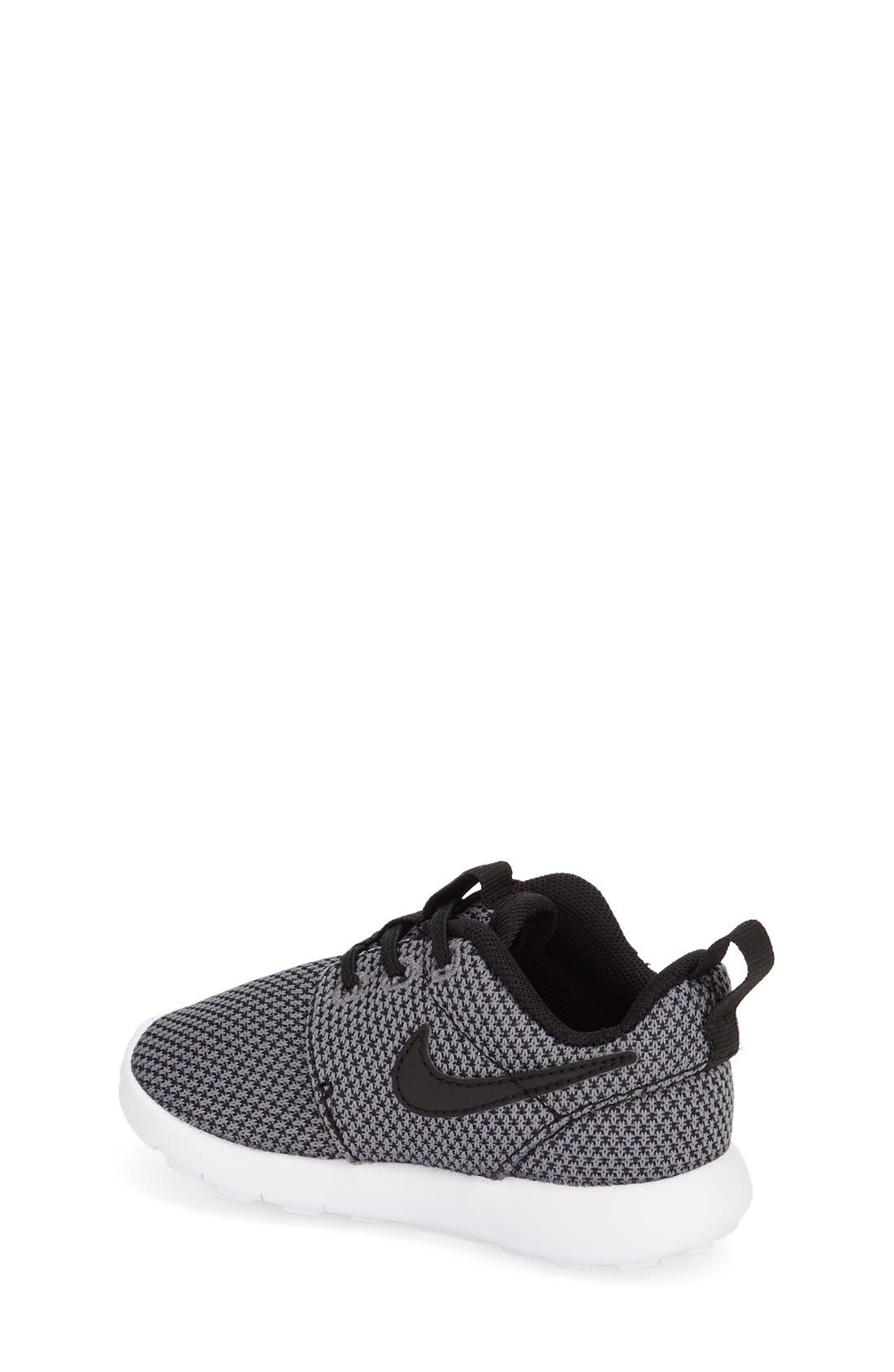 'Roshe Run' Sneaker, Alternate, color, COOL GREY/ BLACK/ WHITE