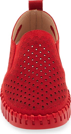 Tulip Slip-On Sneaker