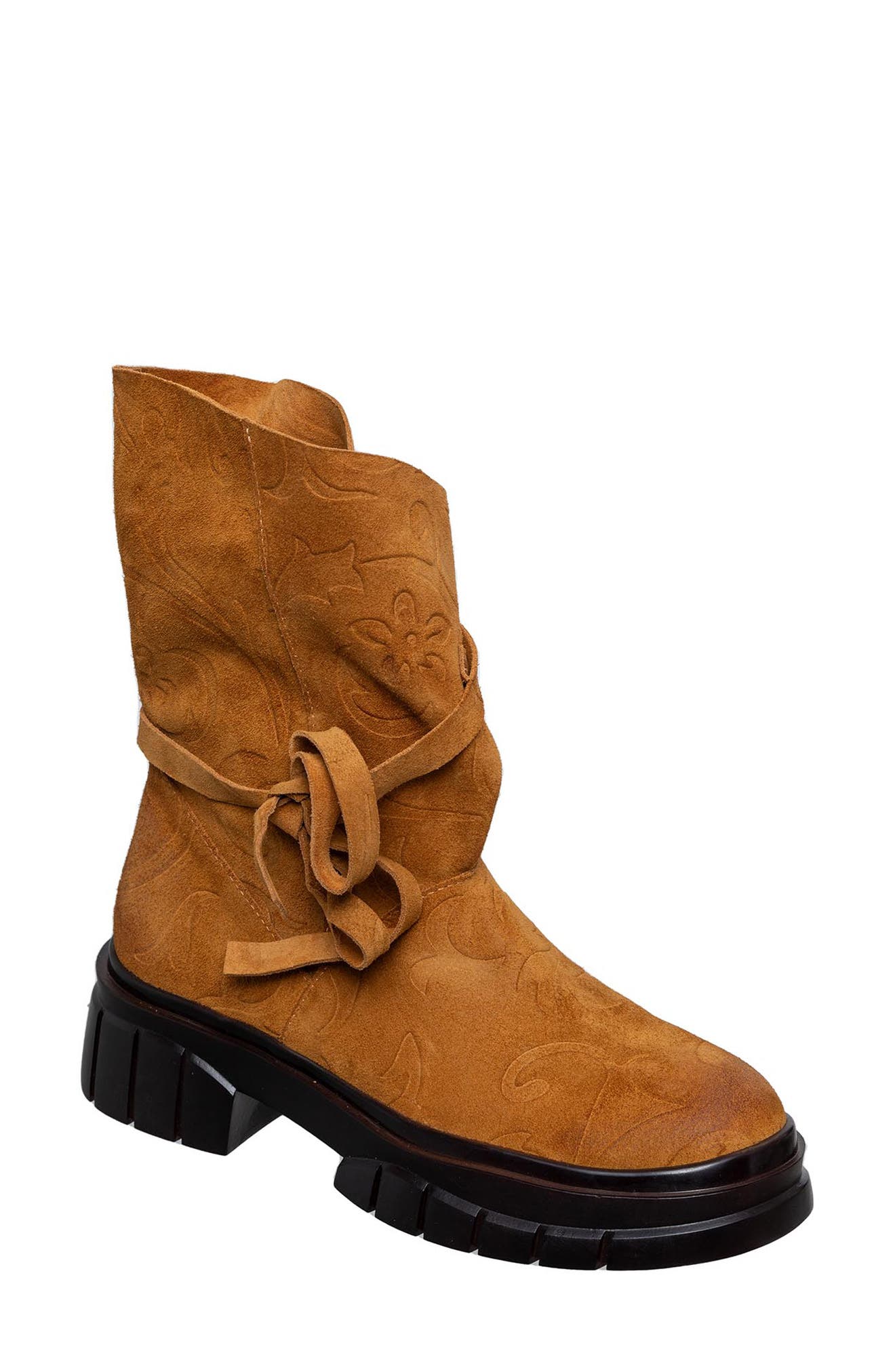 ANTELOPE Maren Lug Sole Boot