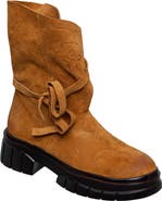ANTELOPE Maren Lug Sole Boot
