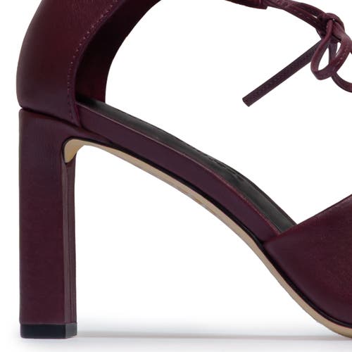 Bernardo 1946 Footwear Siena Pump In Burgundy