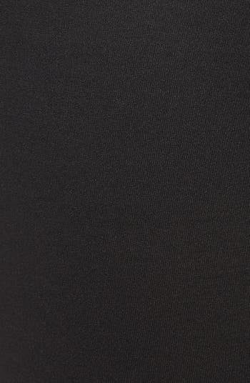 SPANXshape<sup>™</sup> Booty Boost<sup>®</sup> 7/8 Leggings