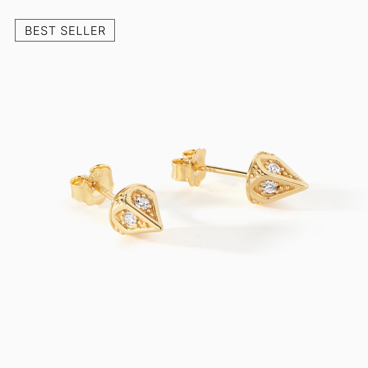 Ora Ana The Dagger Stud Earrings In Gold