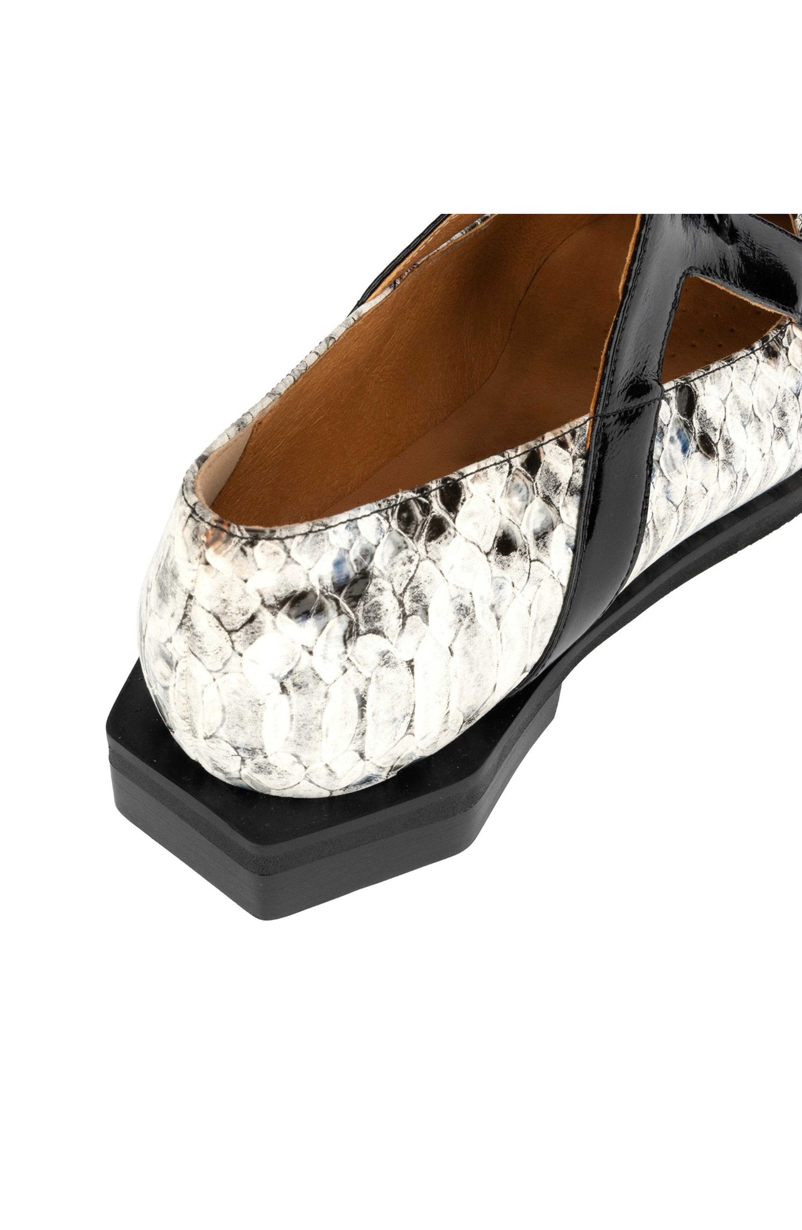 Harlowe Pointed Toe Flat, Alternate, color, LIGHT BEIGE