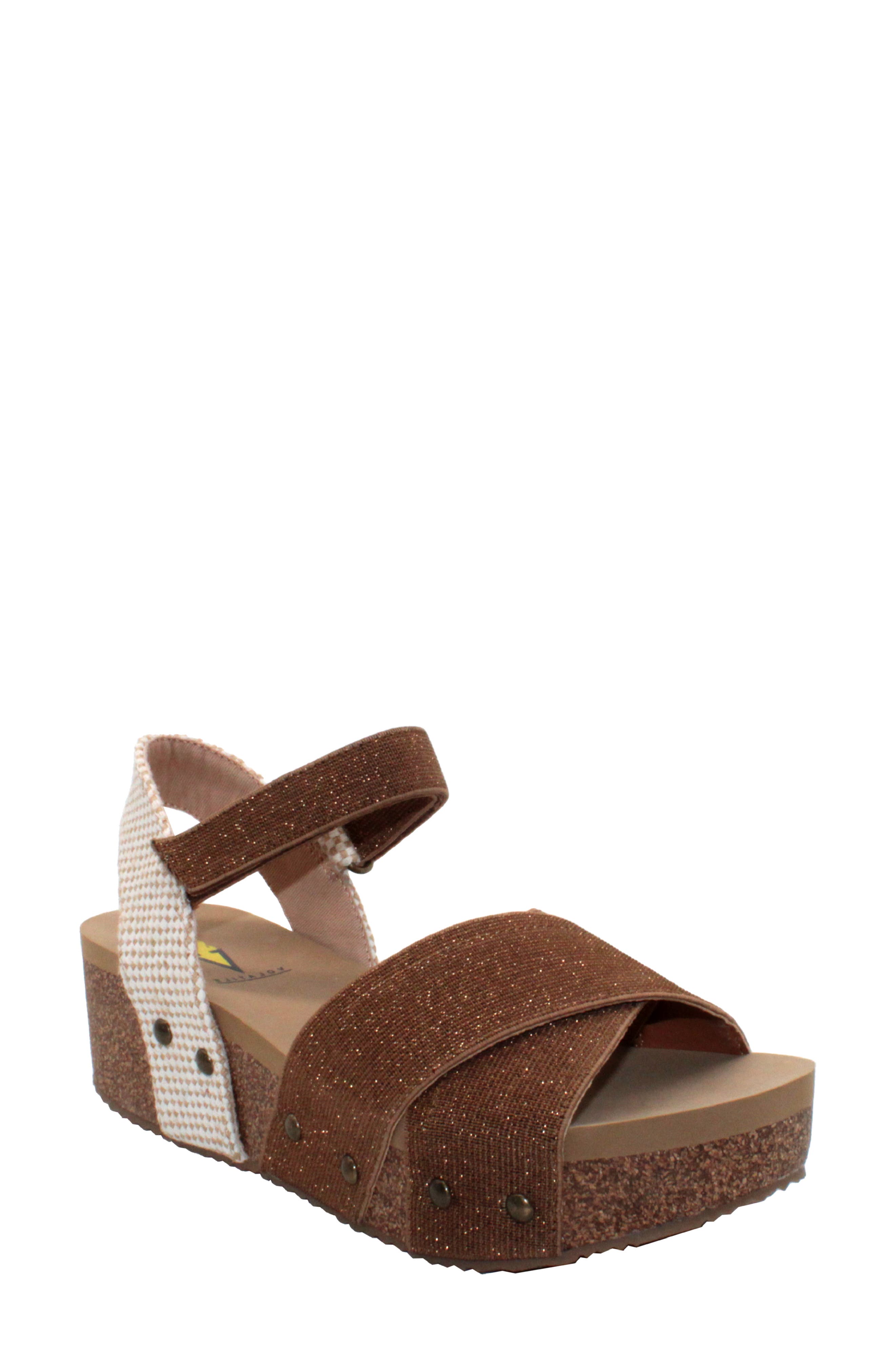 Volatile Pershing Sandal, Main, color, 