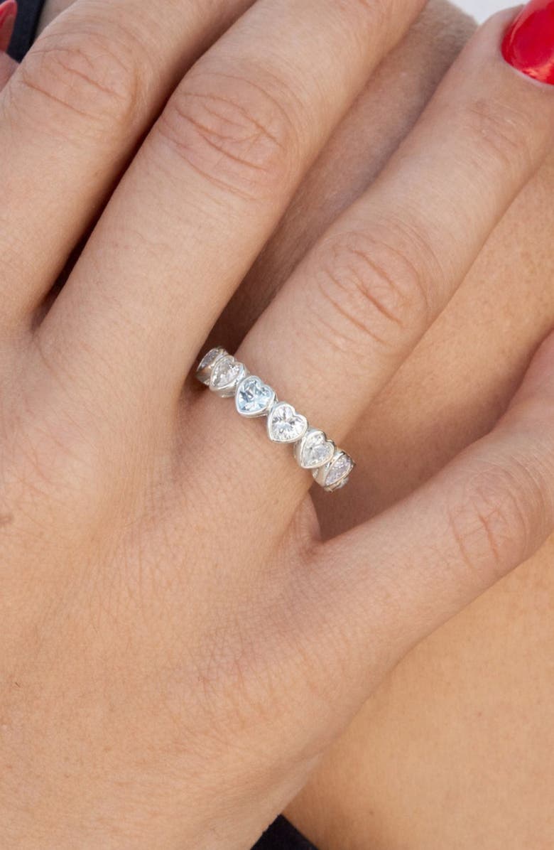SAVVY CIE JEWELS Bezel Set Heart Band Ring, Alternate, color, White