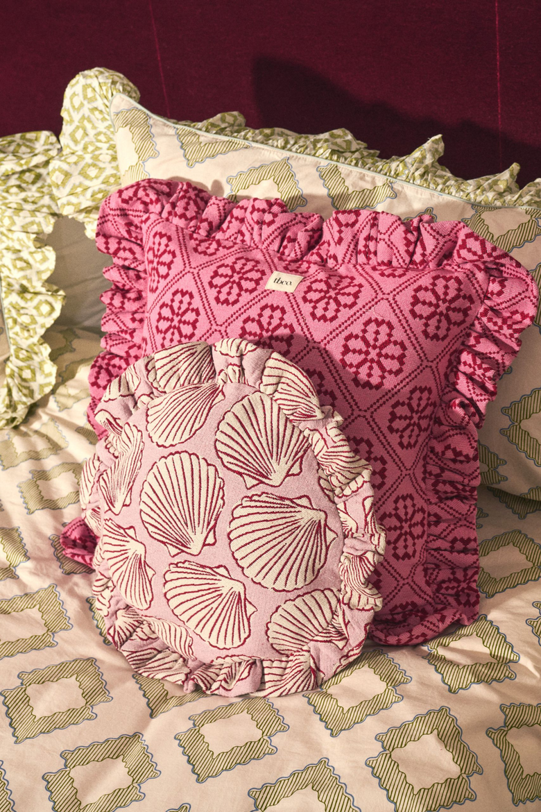 Cotton Shell Pillowcase, Alternate, color, PInk Shell
