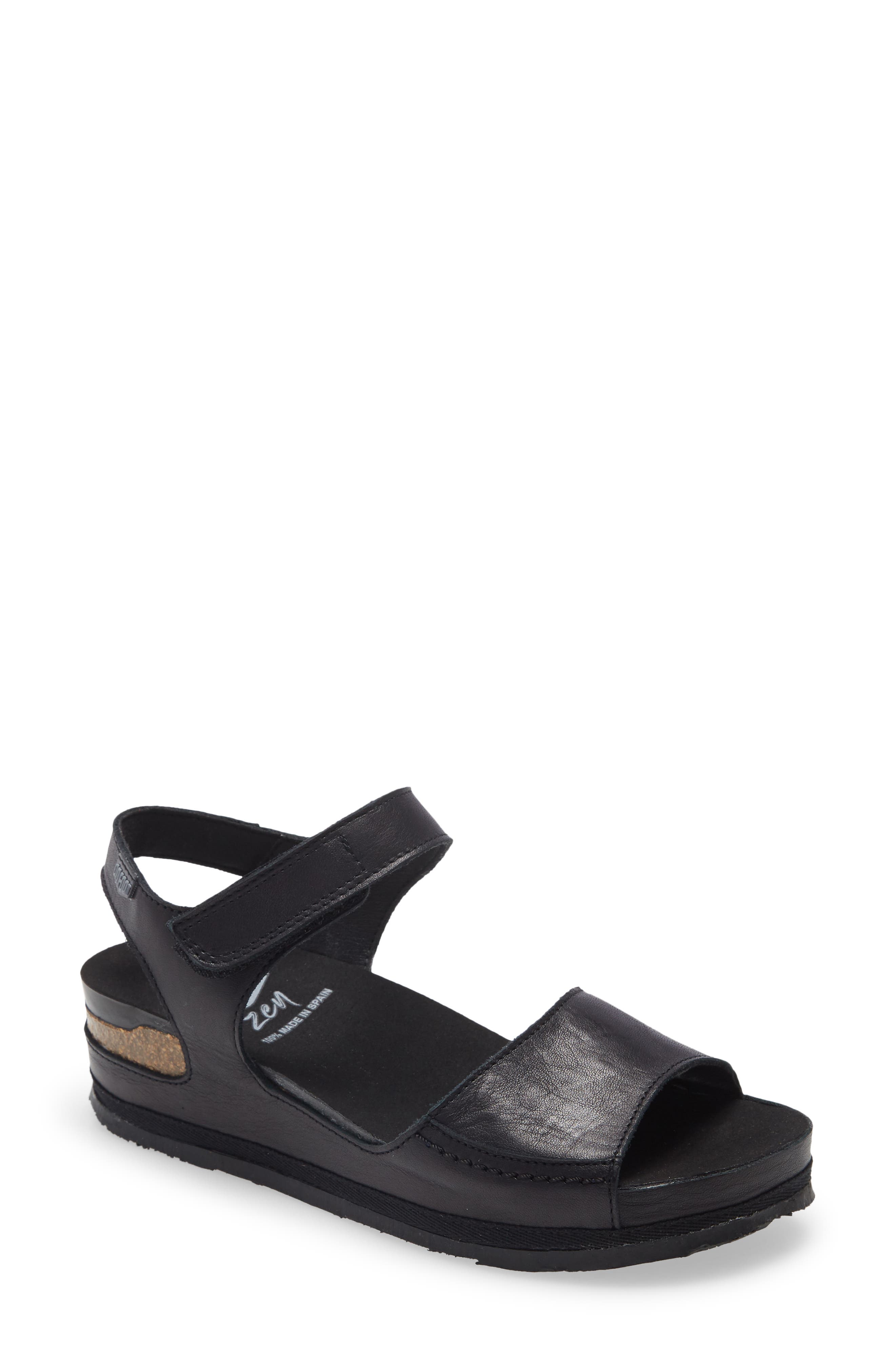 On Foot Platform Sandal, Main, color, Black