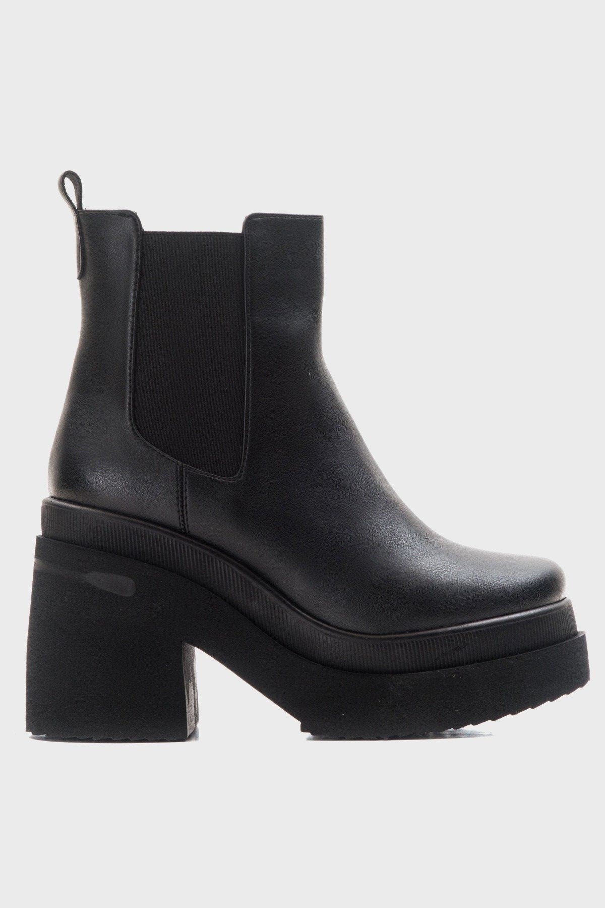 Prologue Shoes Antwerp Chelsea Boot, Main, color, Black Faux Leather