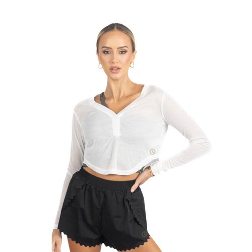 Akalia Ashley Long Sleeve Breathable Top In White