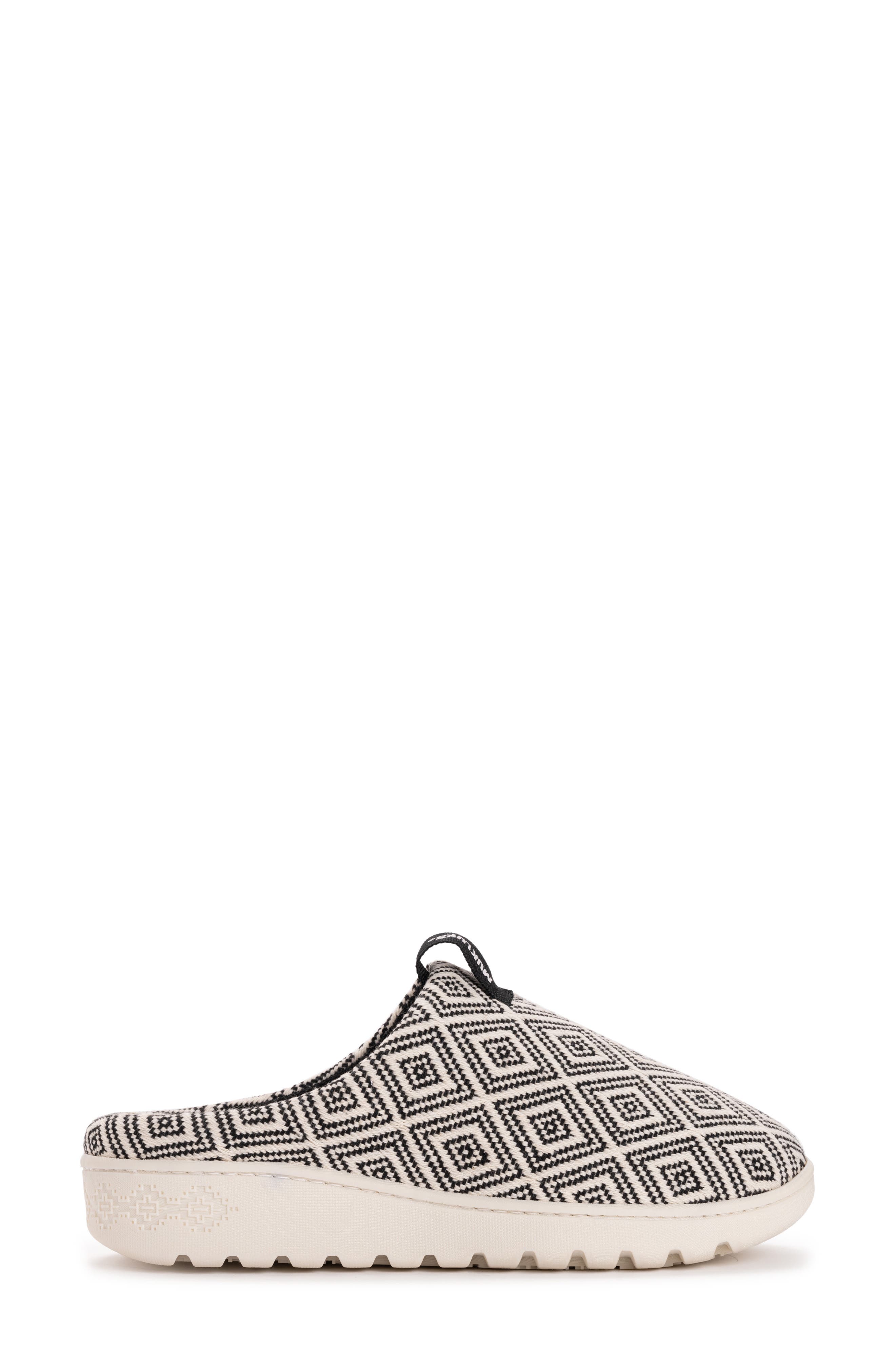 MUK LUKS Hailey Faux Shearling Clog Slipper, Alternate, color, 
