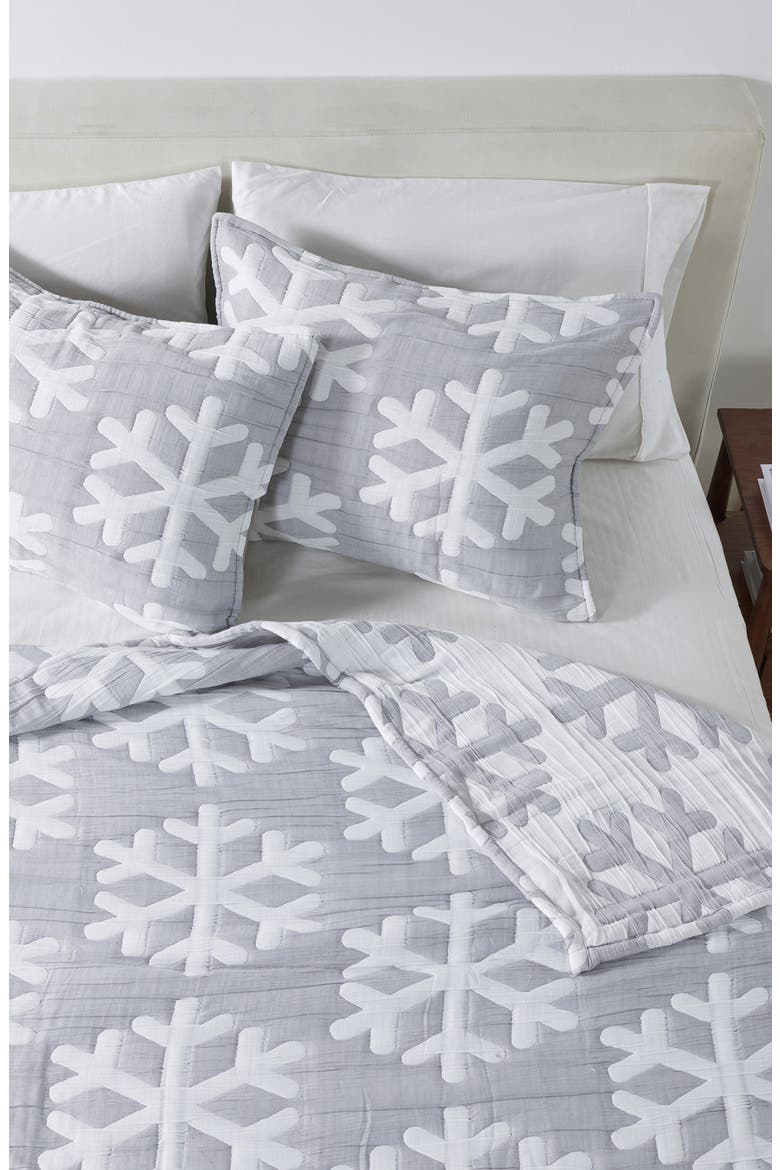 Matelass Snowflake Quilt Set, Alternate, color, GREY / WHITE