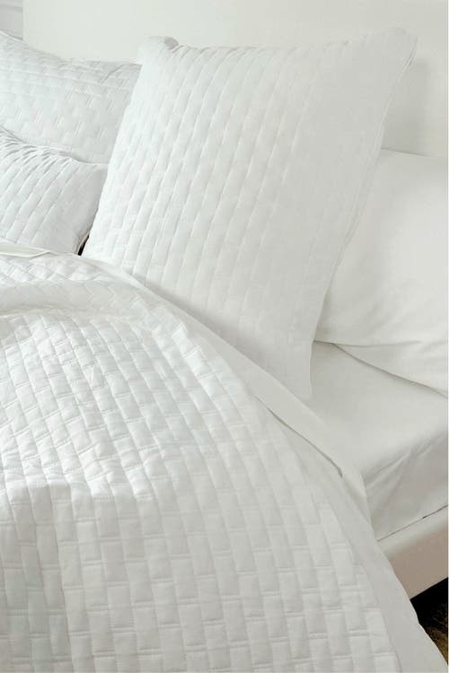 Bedvoyage Melange Viscose Cotton Blend Breathable Quilted Coverlet In Snow