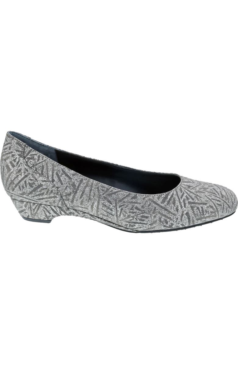Ros Hommerson Tabitha Pump, Alternate, color, Pewter Textile