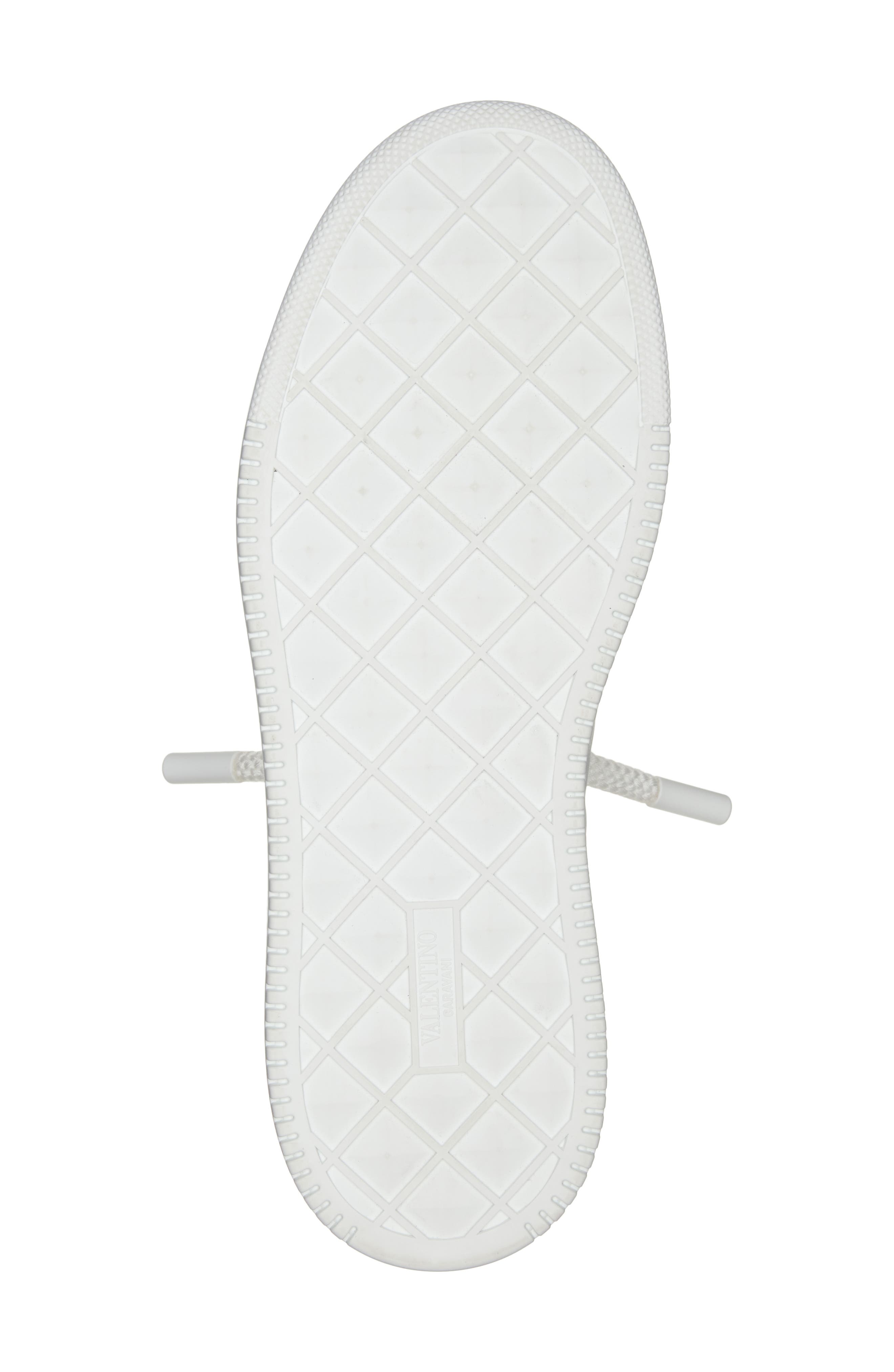 Valentino Garavani XL One Stud Low Top Sneaker, Alternate, color, 0Bo-Bianco