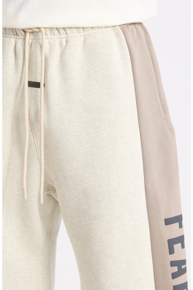 その他 FEAR OF GOD ESSENTIALS Paneled Sweatpant Fear of God Essentials Panelled Raw Cut Off Sweatpants (Men