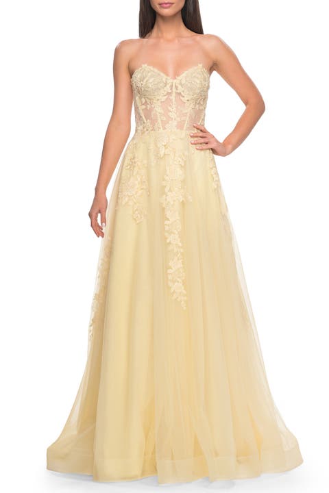 Sweetheart Strapless Gown with Beautiful Lace Applique