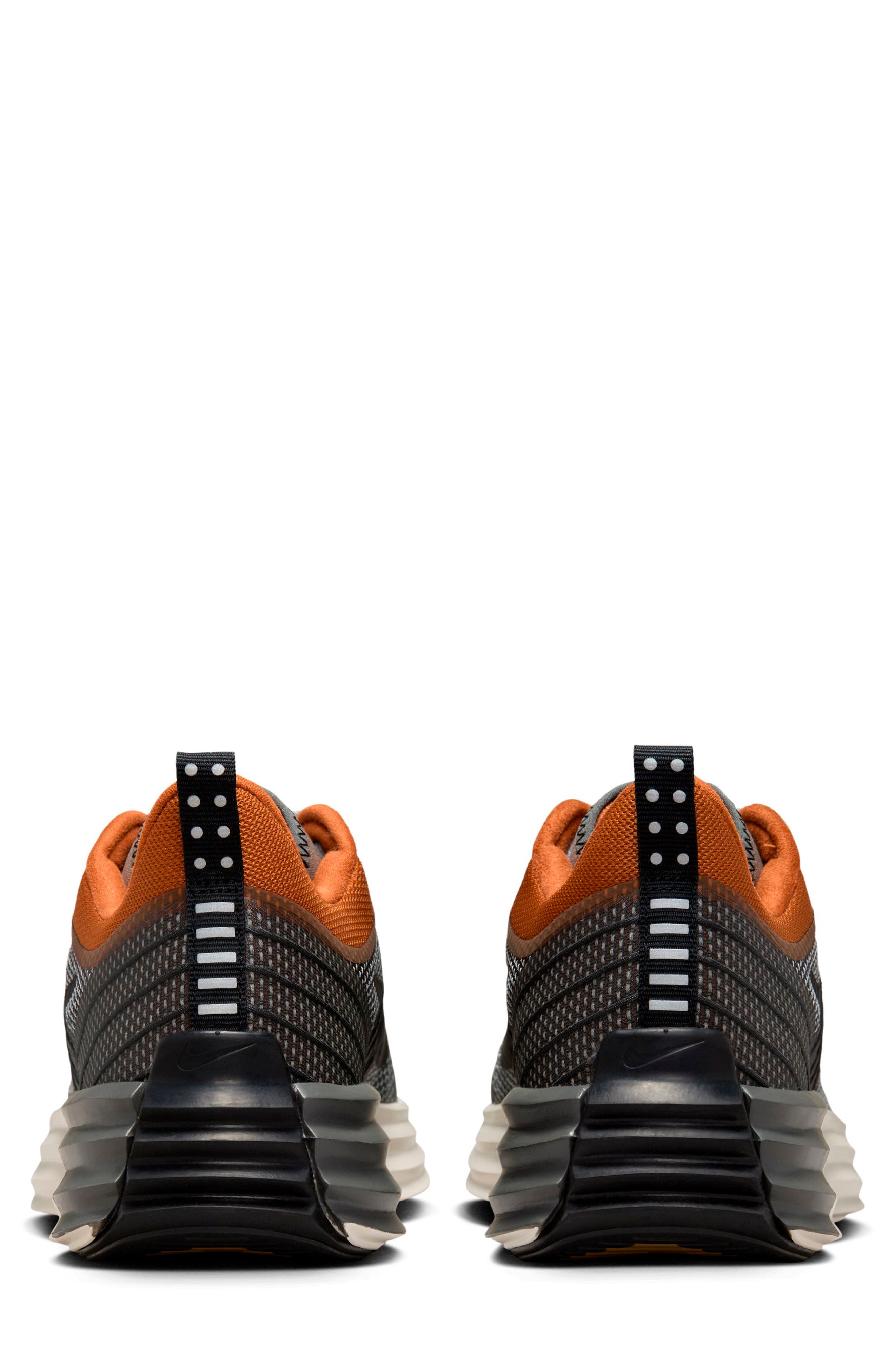 Nike Lunar Roam Sneaker, Alternate, color, 