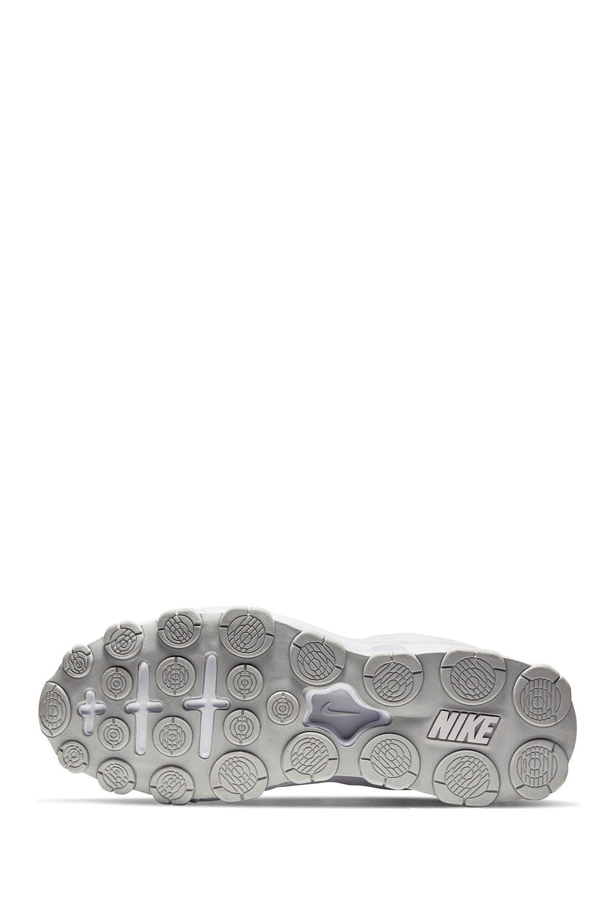 Reax 8 Training Mesh Sneaker, Alternate, color, WHITE/ WHITE
