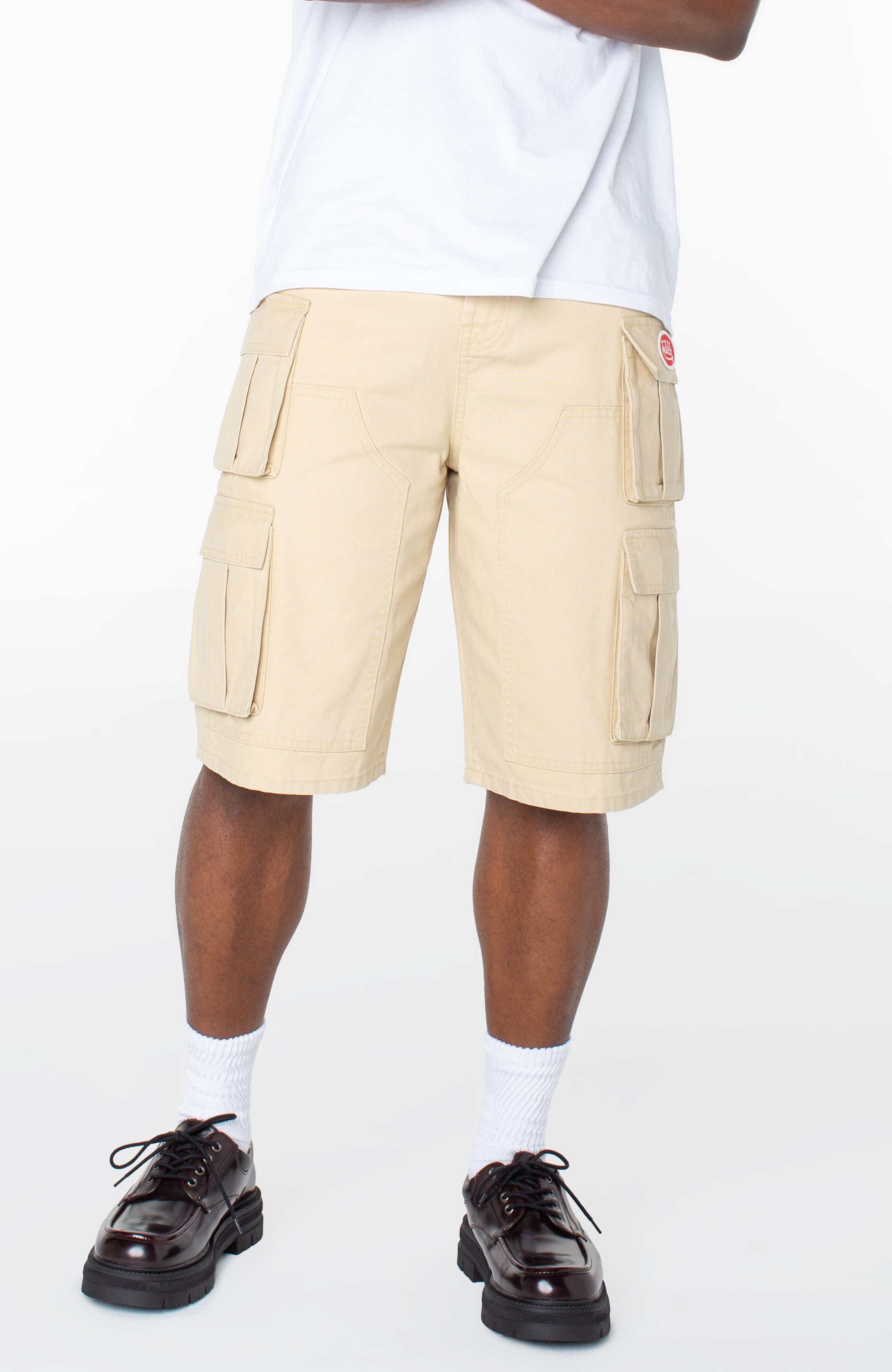 selected Pale Khaki