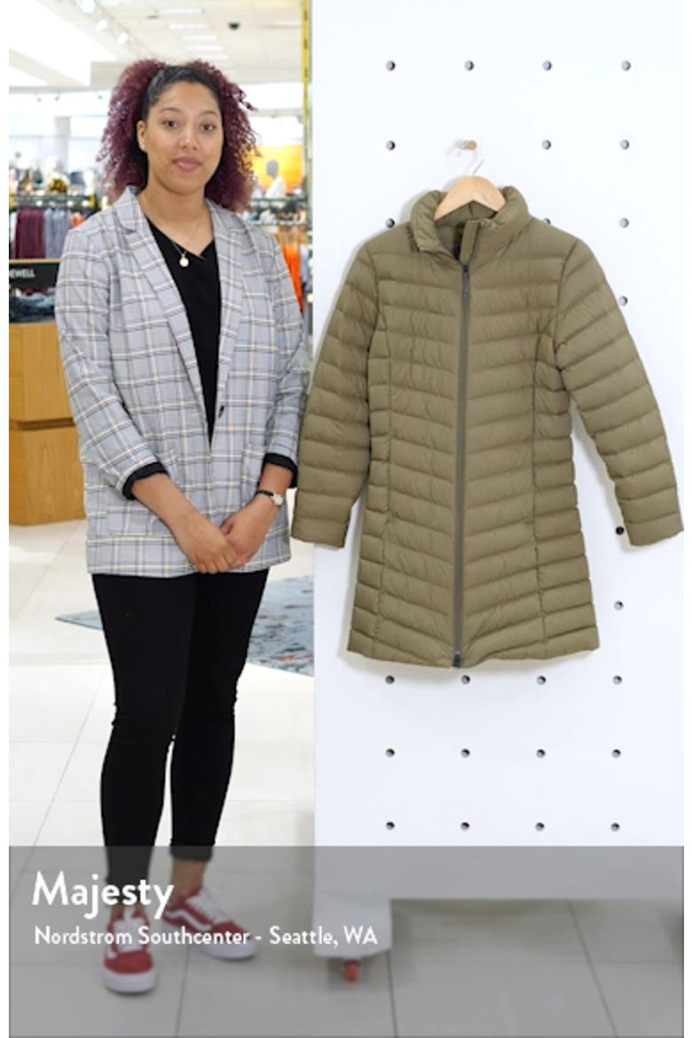Silent 700 Fill Power Down Hooded Jacket video