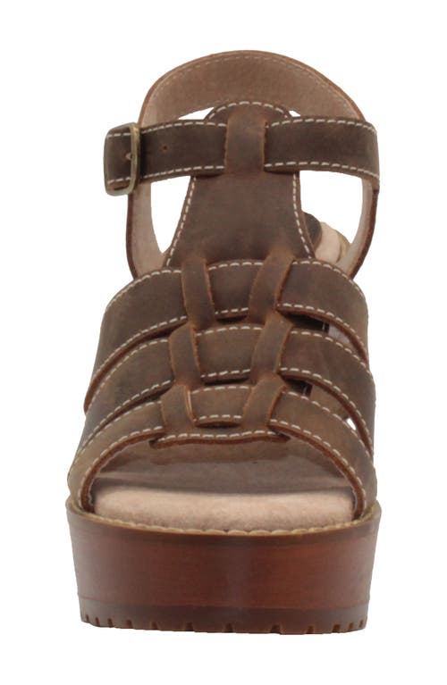 Sbicca Oakdale Clog Sandal In Brown