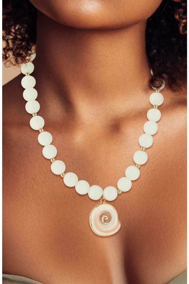 Shell Pendant Necklace, Alternate, color, GOLD