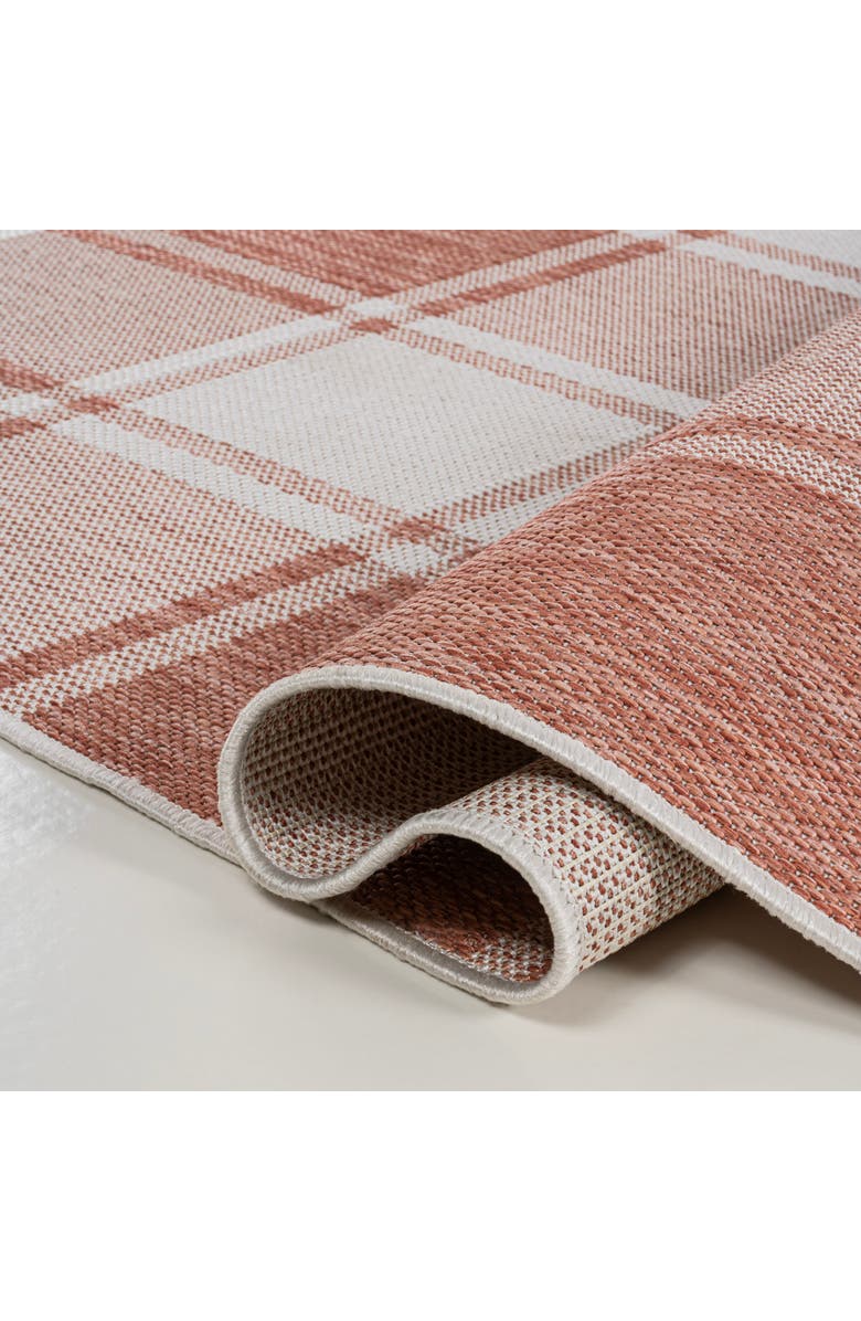 JONATHAN Y Sabine Traditional Farmhouse Bold Gingham Indoor/Outdoor Area Rug, Alternate, color, Salmon/Cream