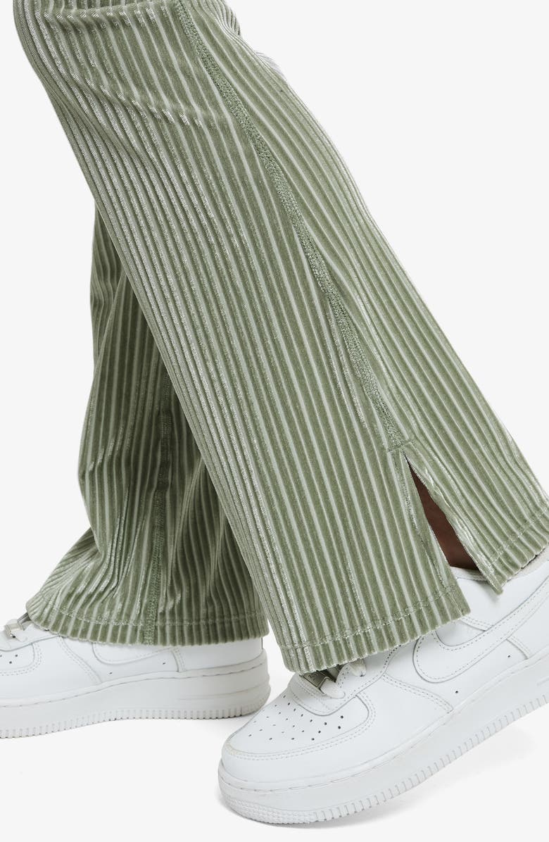 Nike Kids' Sportswear Flare Leggings, Alternate, color, Oil Green/ Jade Horizon