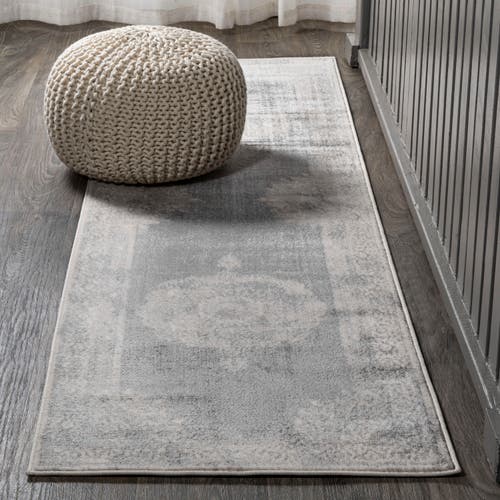 Jonathan Y Rosalia Cottage Medallion Area Rug In Gray/dark Gray