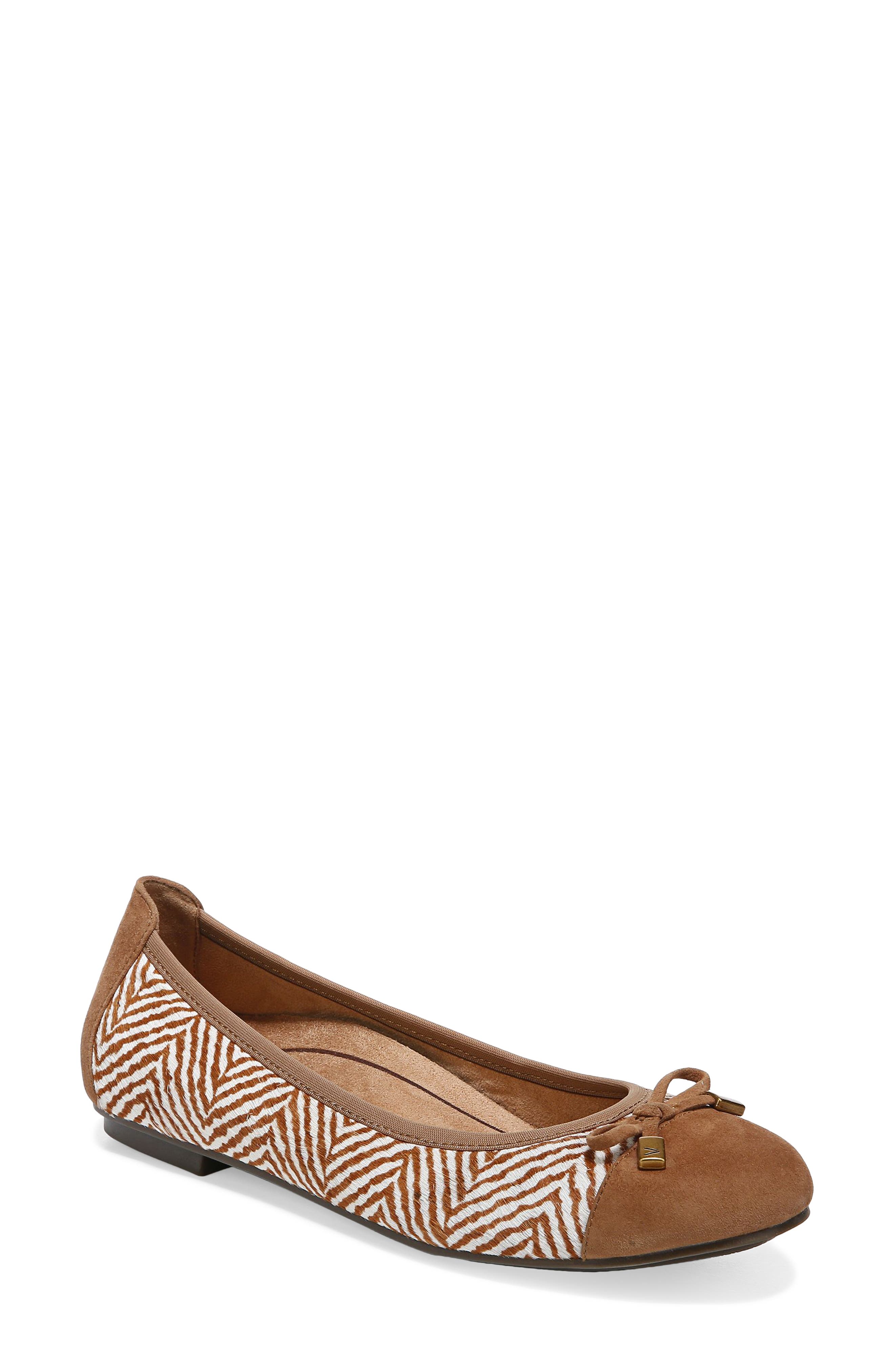 Minna Faux Calf Hair Flat, Main, color, TOFFEE/ CREAM