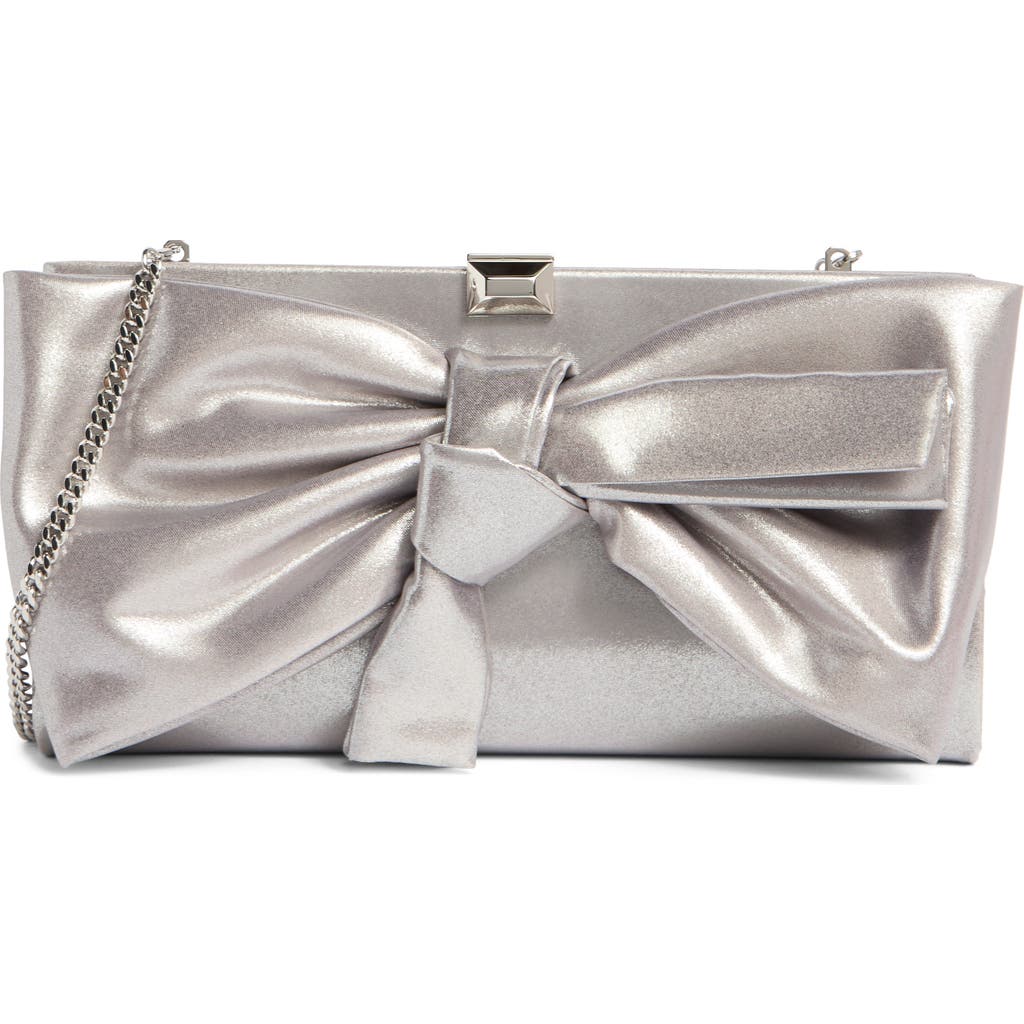 Stuart Weitzman The Vip Loveknot Clutch In Silver