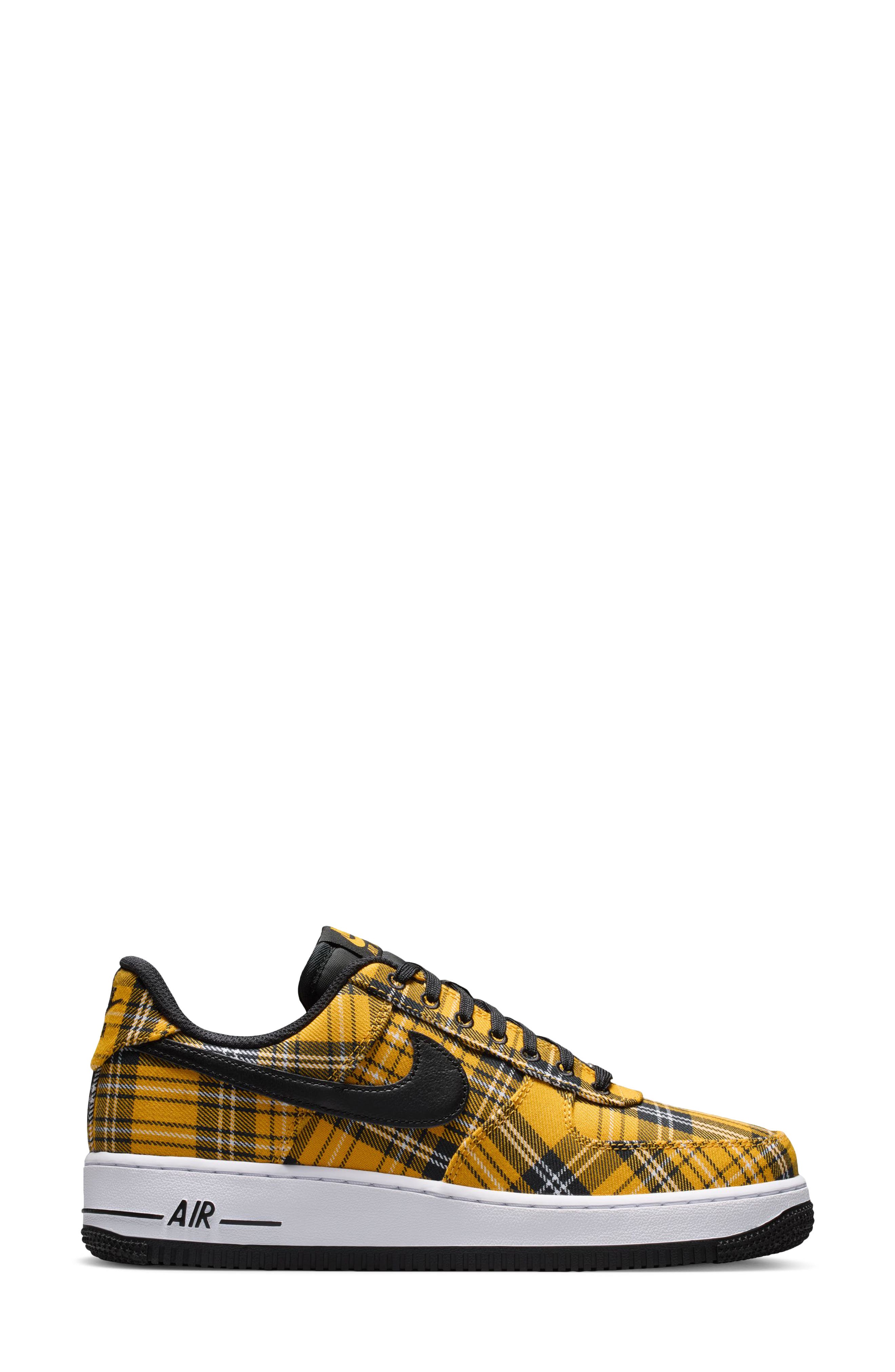Air Force 1 '07 Basketball Sneaker, Alternate, color, 900 MLTCLR/BLACK