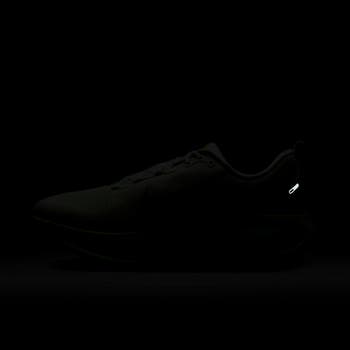 Vomero 18 Running Shoe