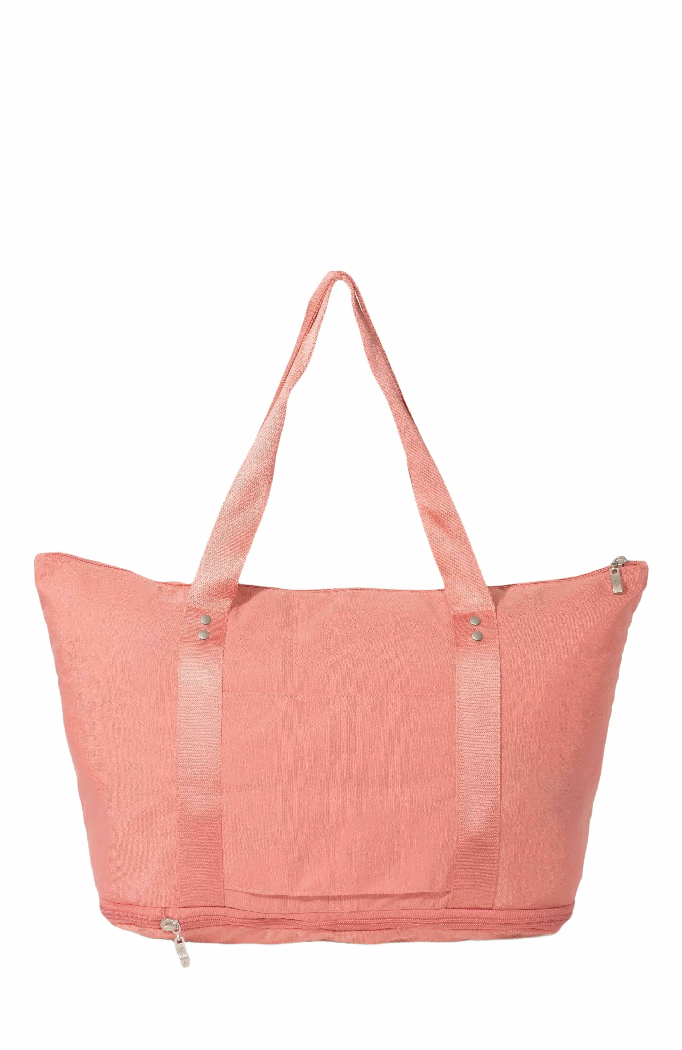 baggallini weekender travel tote bag Park Ave Overnight - Lightweight 14"x20" Essential Tote for Women their baggs are still working hard for the everyday traveler baggallini Carryall Expandable Packable Weekender