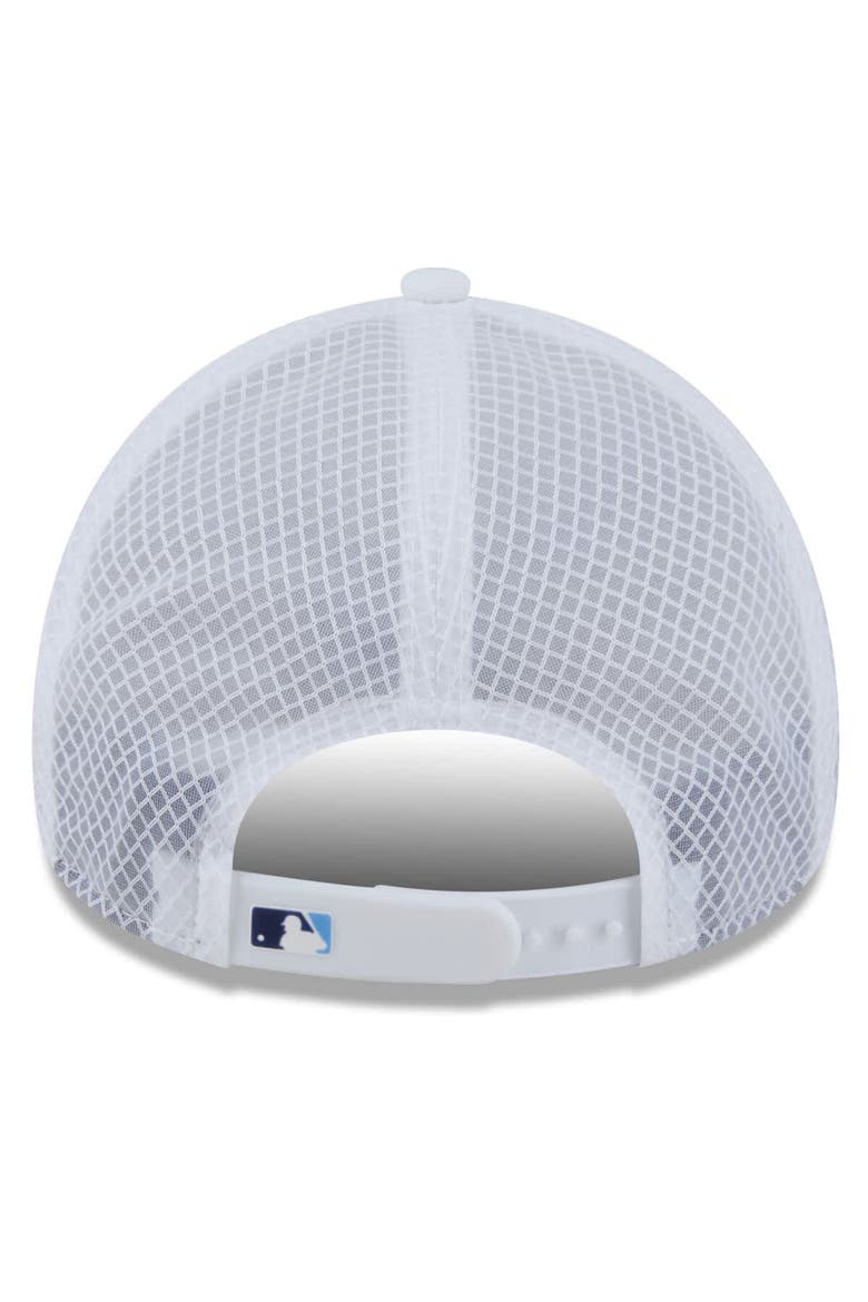 Men's New Era White Tampa Bay Rays 2026 Batting Practice Apex 9FORTY Adjustable Trucker Hat, Alternate, color, White