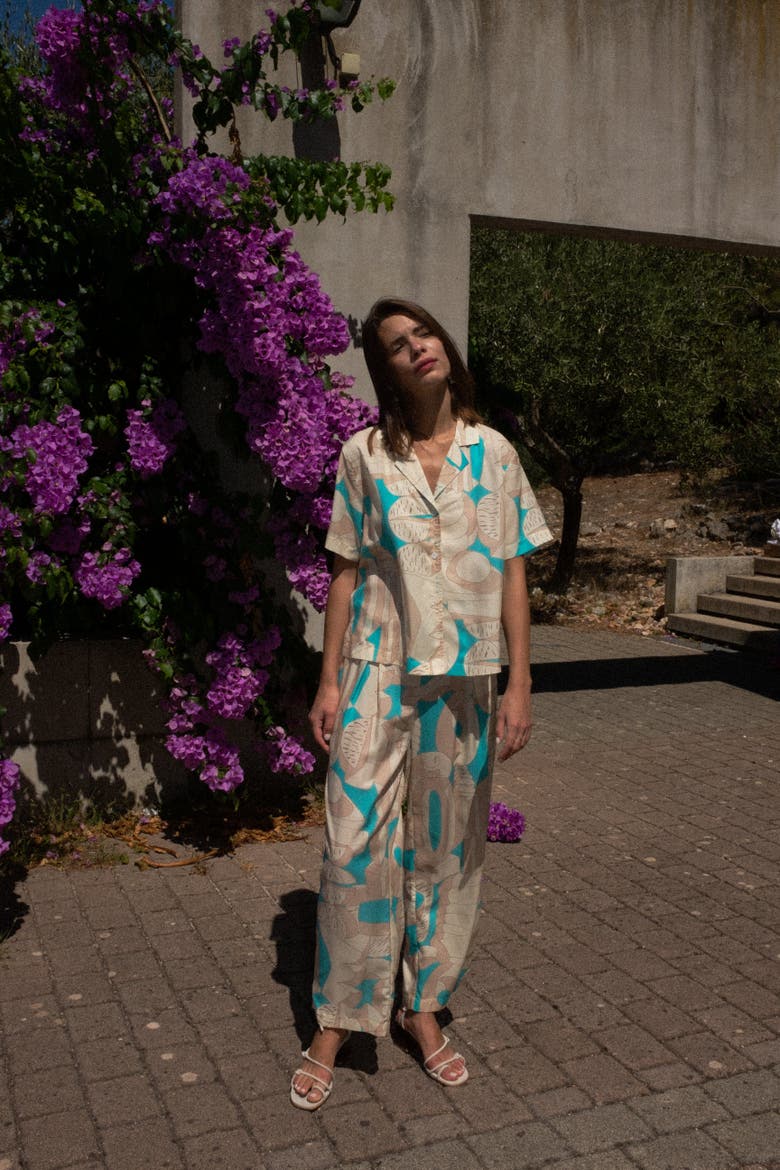 Ease Short-Sleeve Button-Up Printed Shirt, Alternate, color, Sculpting