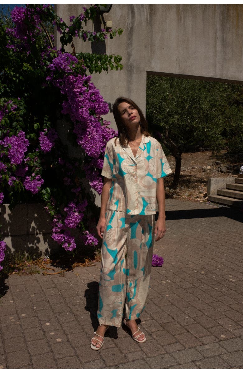 Untitled in Motion Ease Short-Sleeve Button-Up Printed Shirt, Alternate, color, Sculpting