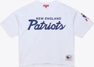 Mitchell & Ness Women's Mitchell & Ness  White New England Patriots Head Coach Cropped T-Shirt