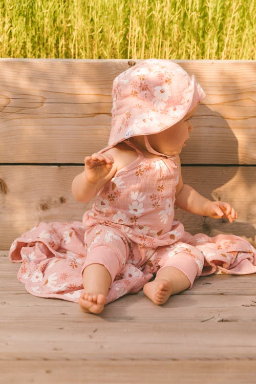 Deux Par Deux Baby Girl's Printed Muslin Blanket Pink And White Flowers In Pink And White Flowers