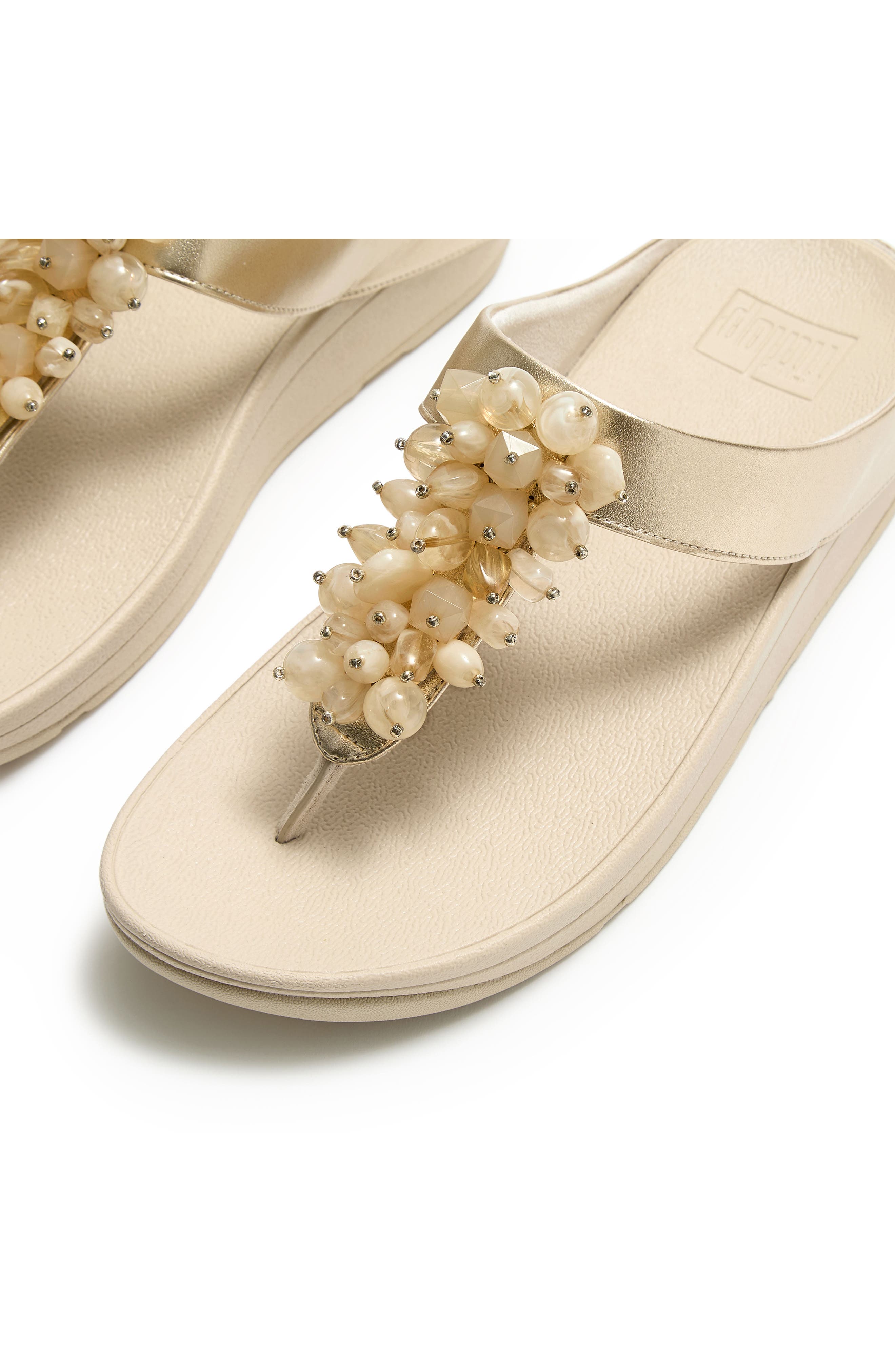 Fino Bead Cluster Flip Flop, Alternate, color, PLATINO