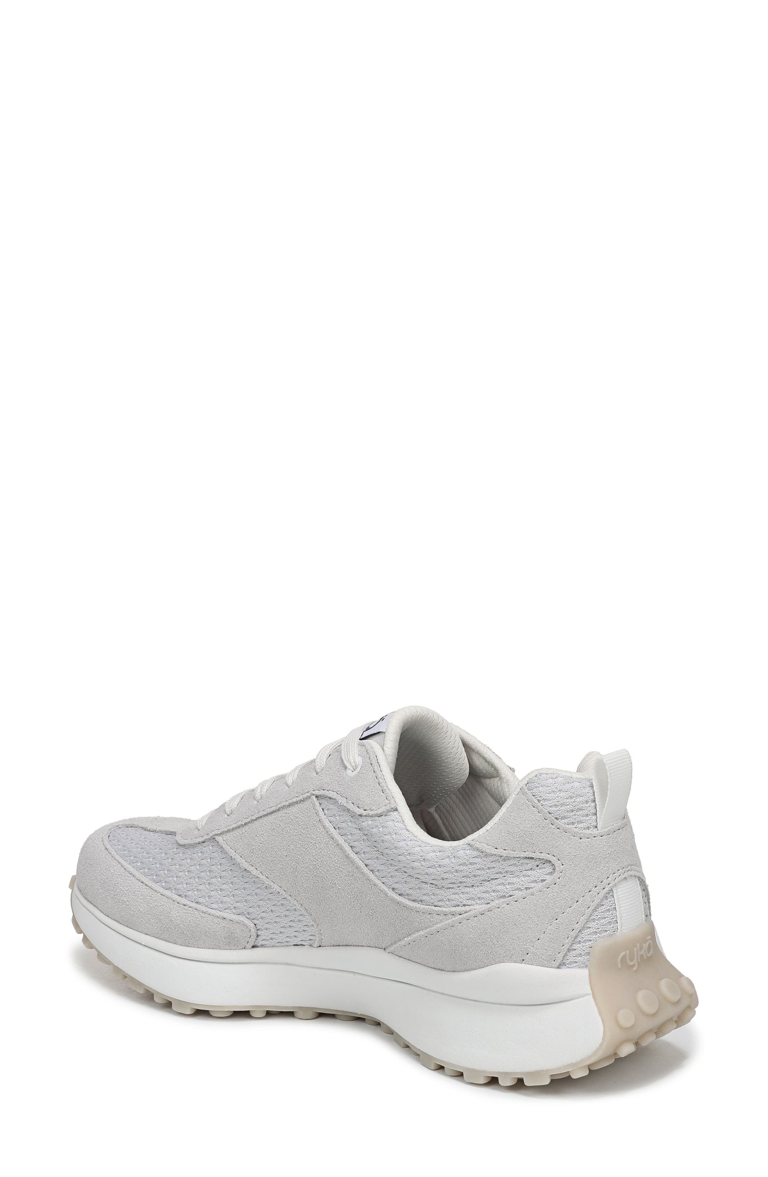 Jetsetter Walking Shoe - image 4